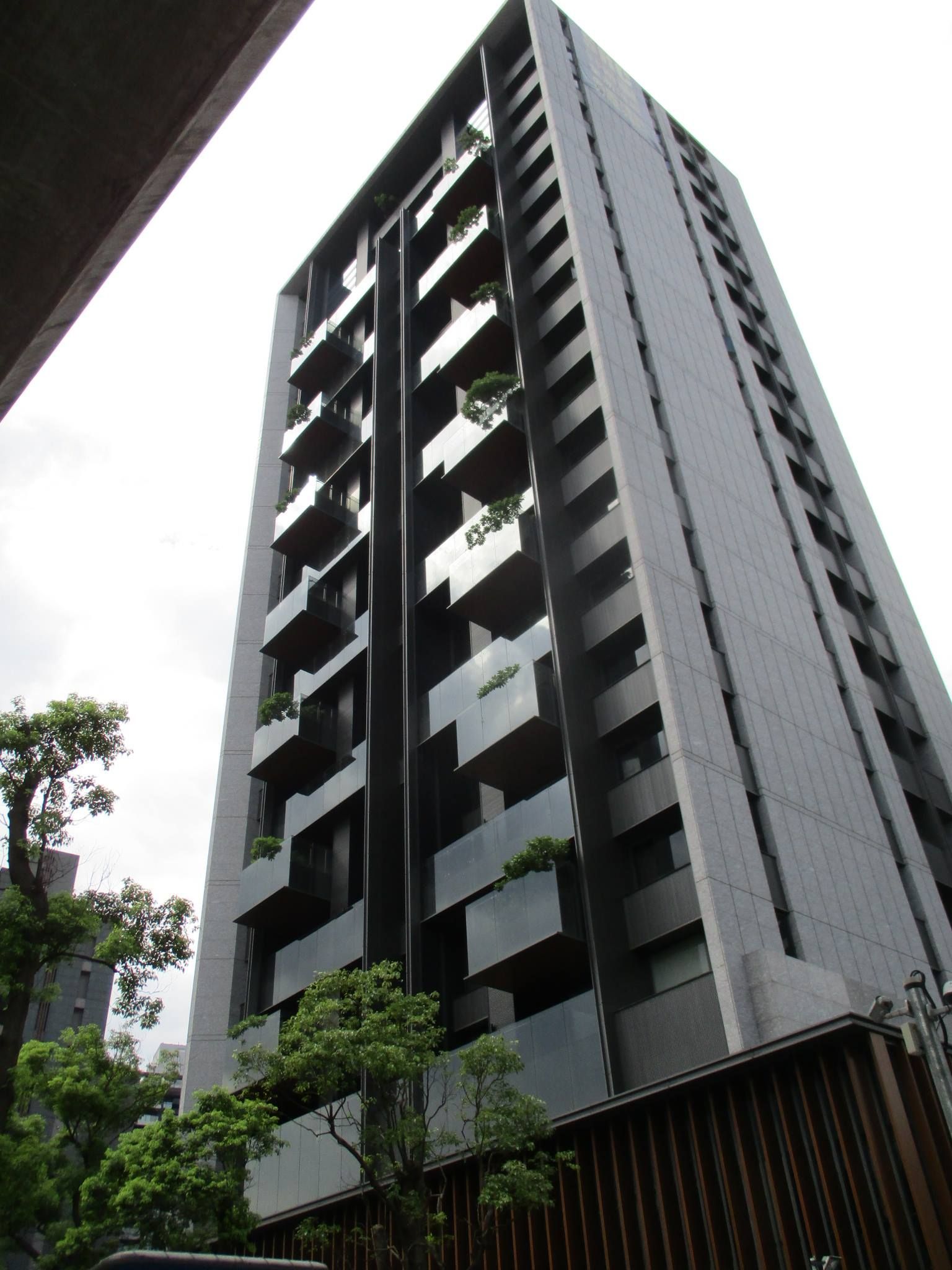台灣 – 有防地震建築設計的樓宇